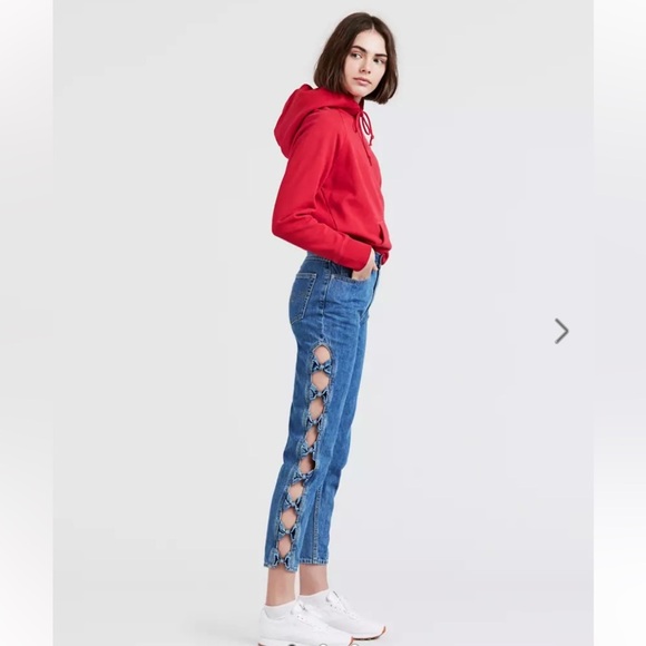 Levi’s Limited Edition Rare Mom Side Bow High Waist Blue Denim Jeans Size 28 - Picture 1 of 16